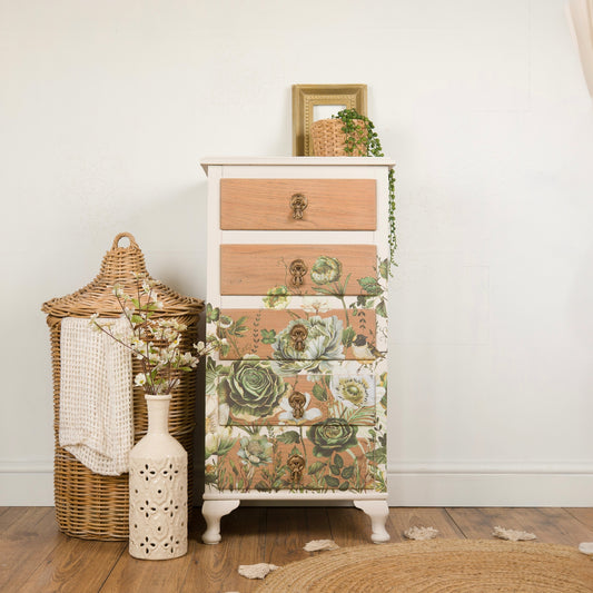 Hand-Painted Oak Chest of Drawers with Floral Accents – Unique Upcycled Vintage Furniture
