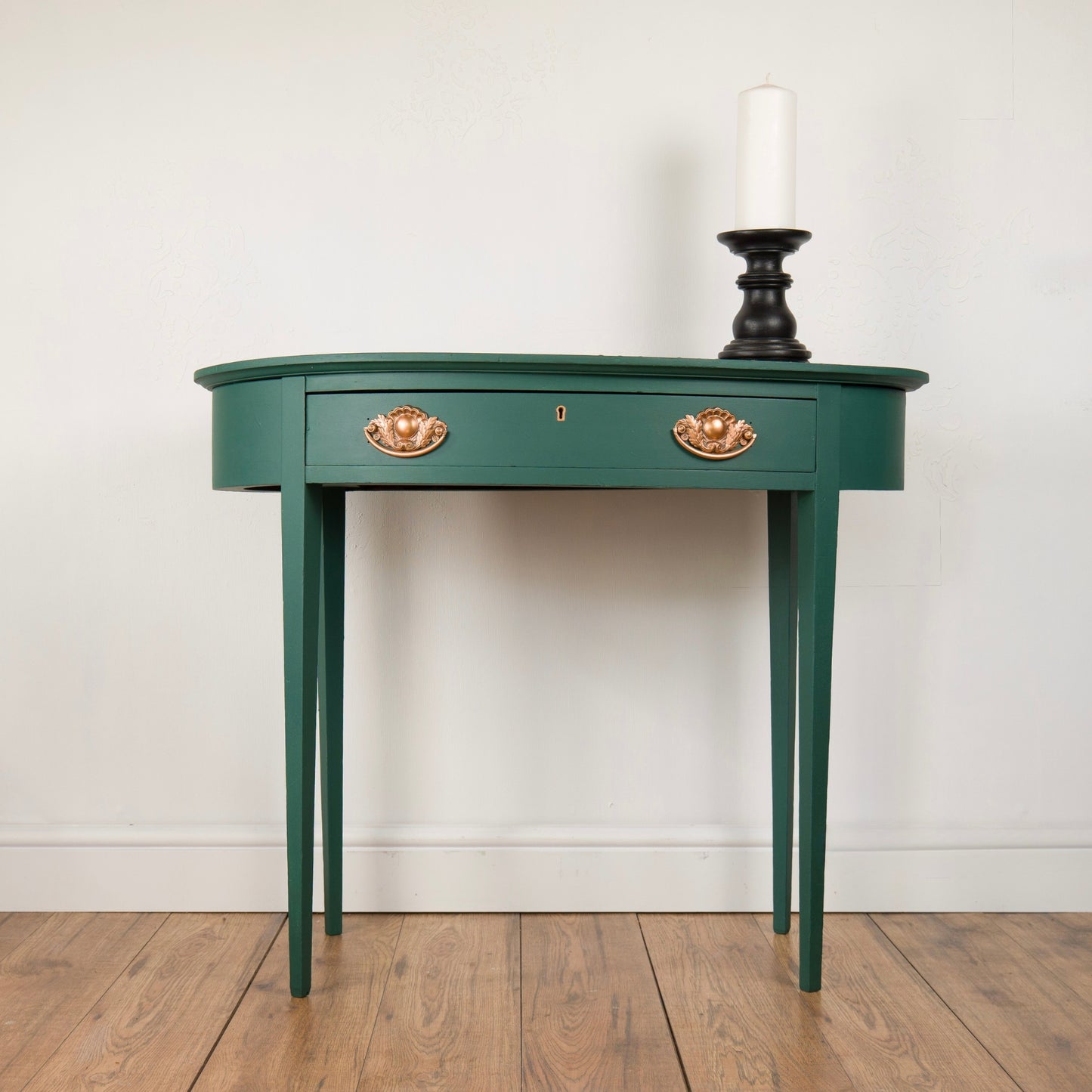 Vintage Green & Copper Oval Table – Upcycled in Botanical Elegance