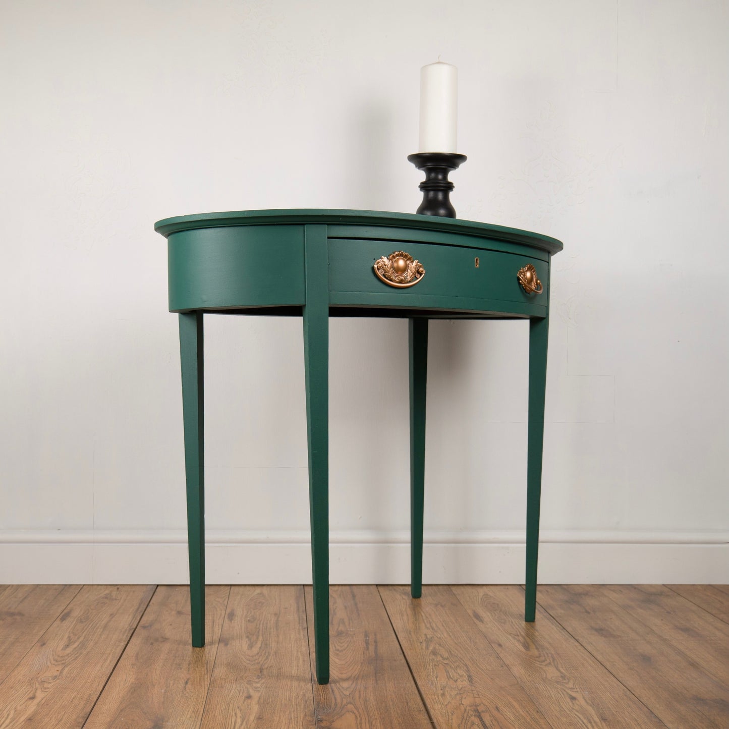 Vintage Green & Copper Oval Table – Upcycled in Botanical Elegance