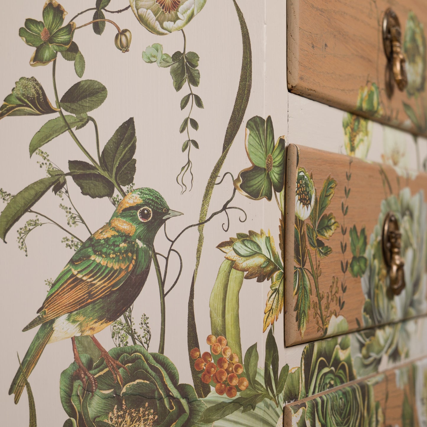 Hand-Painted Oak Chest of Drawers with Floral Accents – Unique Upcycled Vintage Furniture