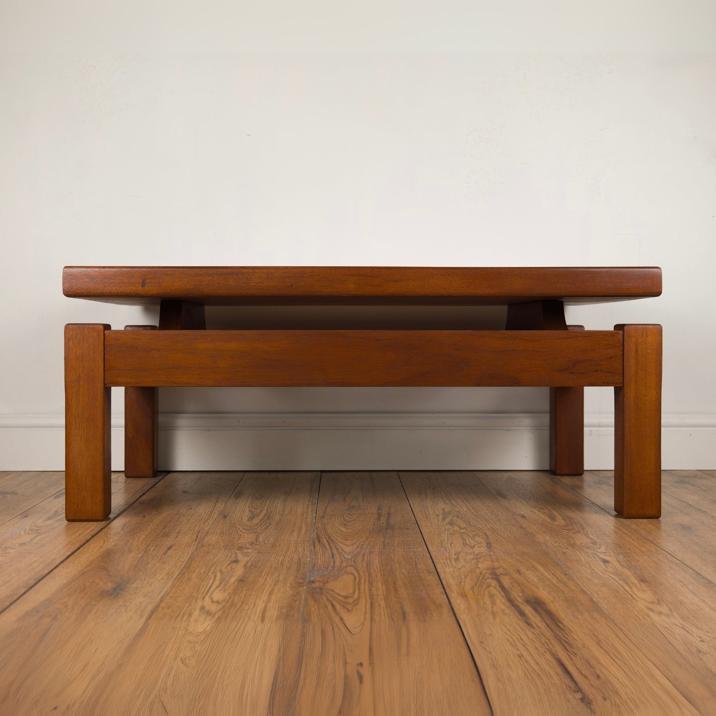 Mid-Century Solid Mahogany Coffee Table – Vintage Retro Living Room Furniture